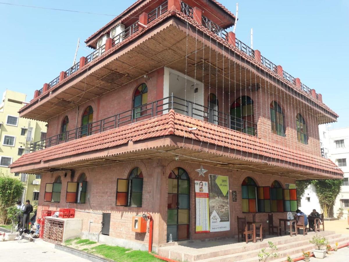 Panthashala Santiniketan Hotel Sri Niketan Eksteriør billede